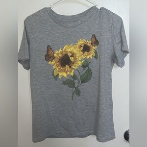 Women’s sunflower and butterfly t-shirt, large